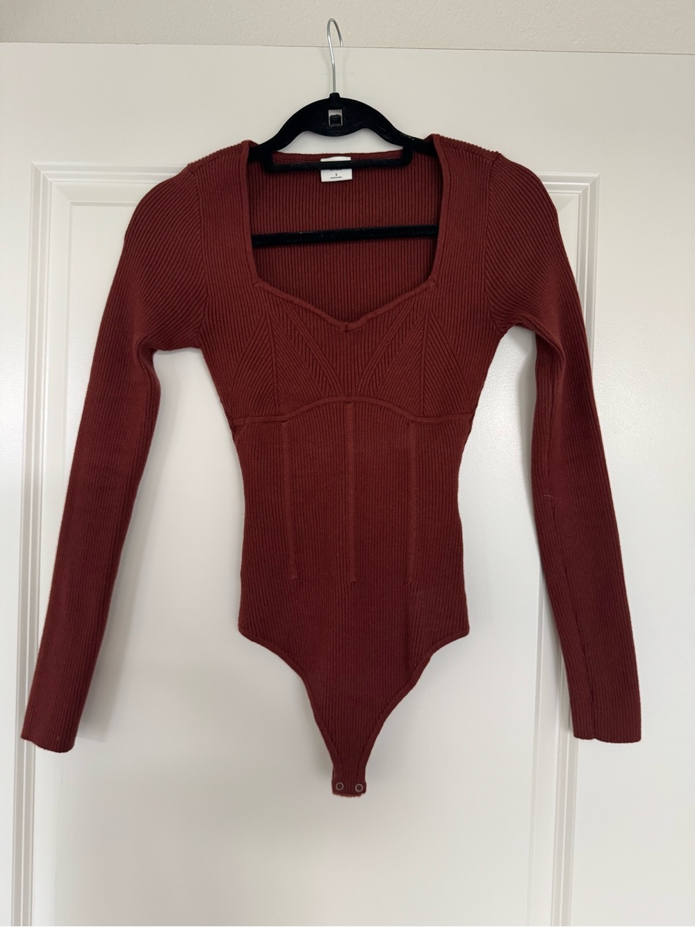 Abercrombie & Fitch Ribbed Long Sleeve Bodysuit in Rust